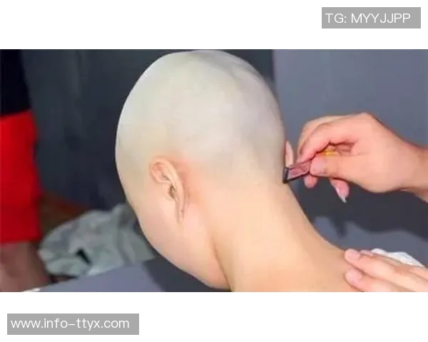 美记建议布朗剃光头更省心发际线粉不如简单直接 美记建议布朗剃光头更省心发际线粉不如简单直接