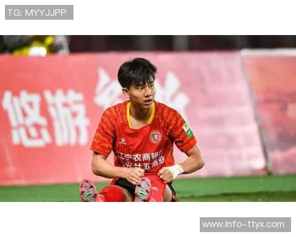 好消息！苗原高中锋张家鸣获伯恩利U21队试训机会展现潜力