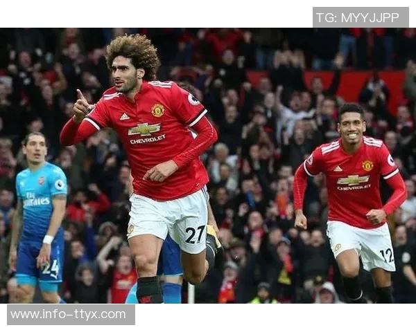 曼联官方社交媒体为费莱尼和斯莫林送上生日祝福庆祝他们的特别日子